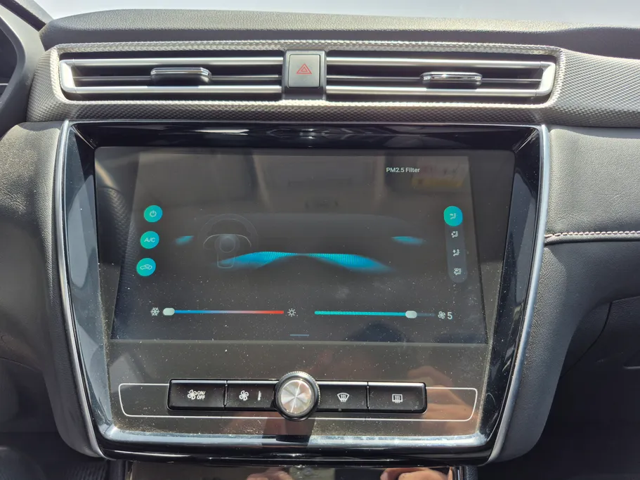 2025 MG 5 STD 