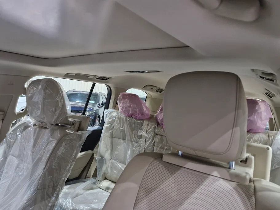 تويوتا لاندكروزر VXR 2024 
