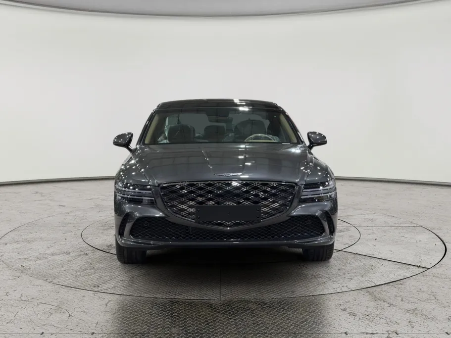 2026 Genesis G80 Platinum 