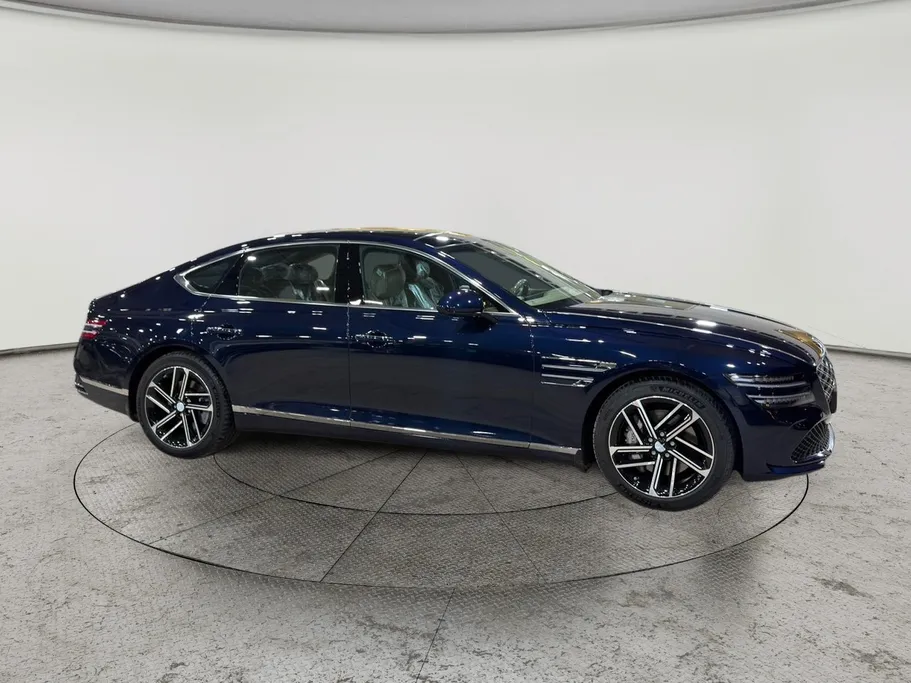2026 Genesis G80 Platinum 