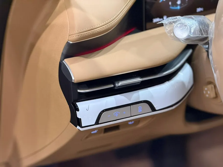 2026 Genesis G80 Platinum 