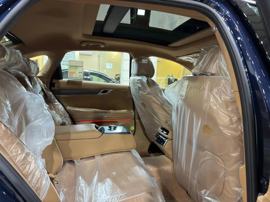 2026 Genesis G80 Platinum 