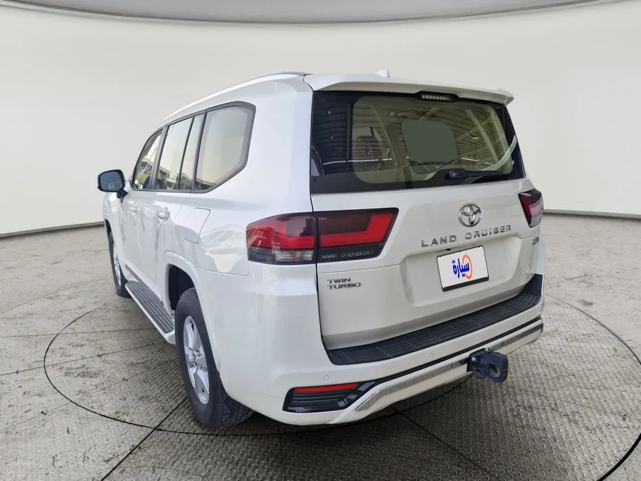2025 Toyota Land Cruiser GXR2 
