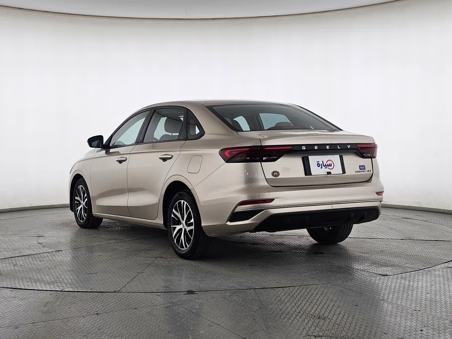 جيلي امجراند GS 2023 