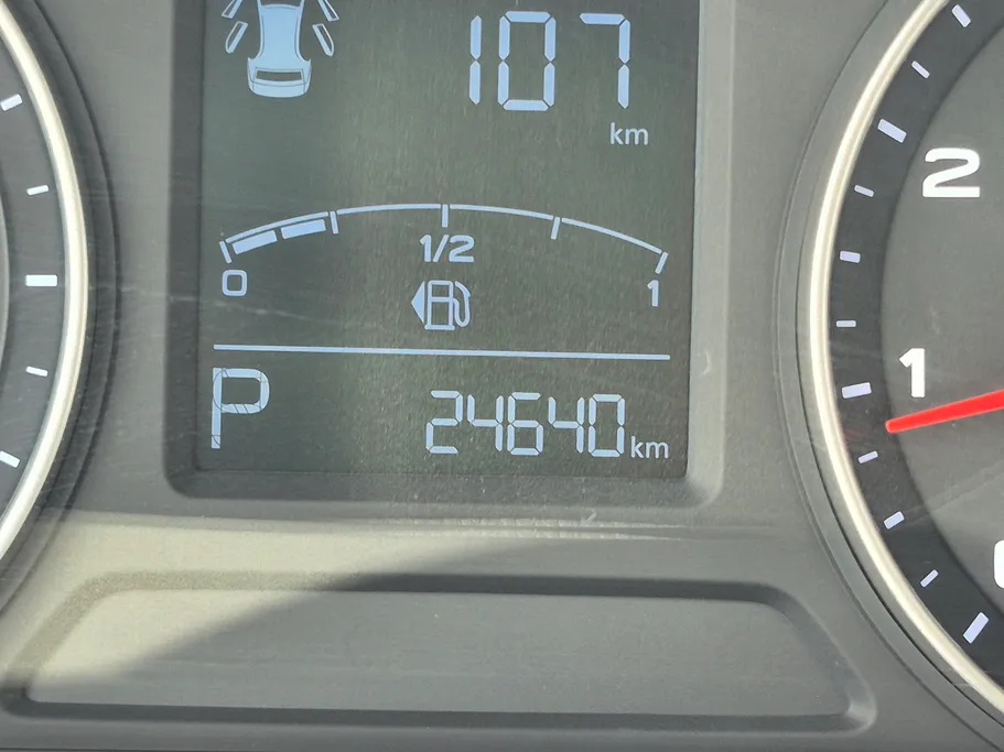 ام جي 5 STD 2025 