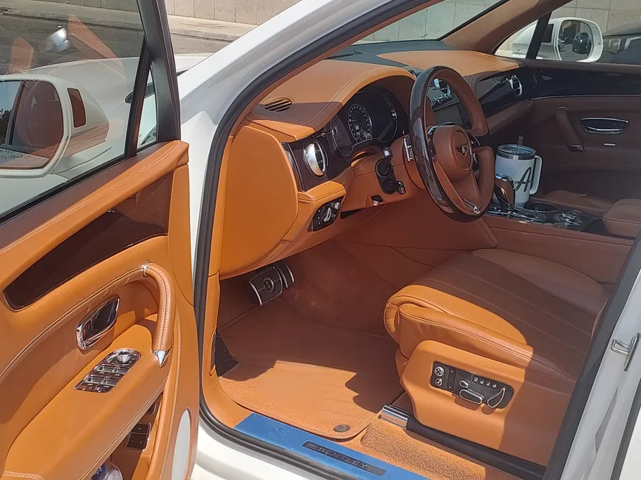 2020 Bentley Bentayga  
