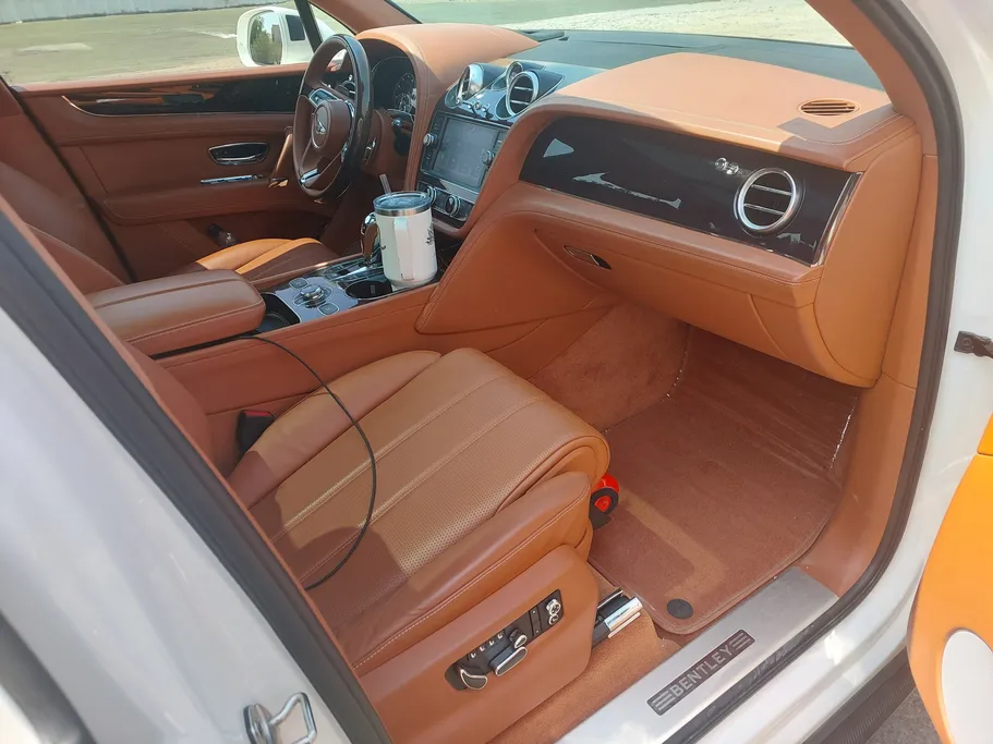 2020 Bentley Bentayga  