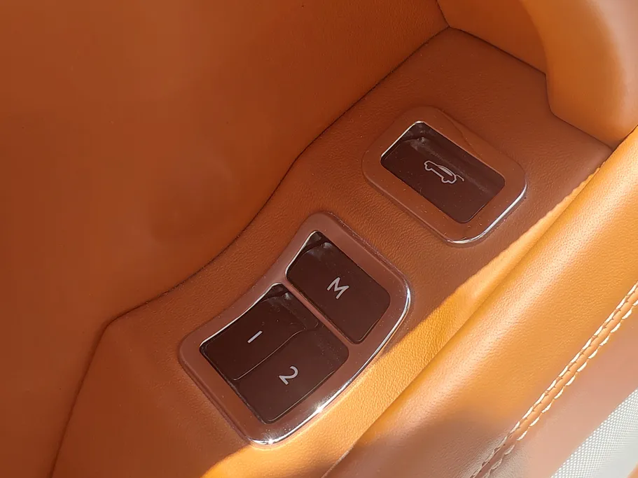 2020 Bentley Bentayga  