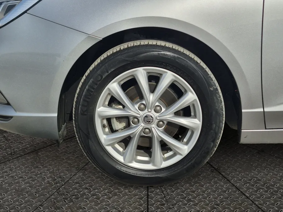 2025 MG 5 STD 