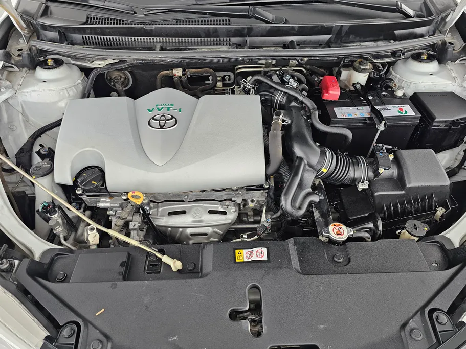 2021 Toyota Yaris  Y 