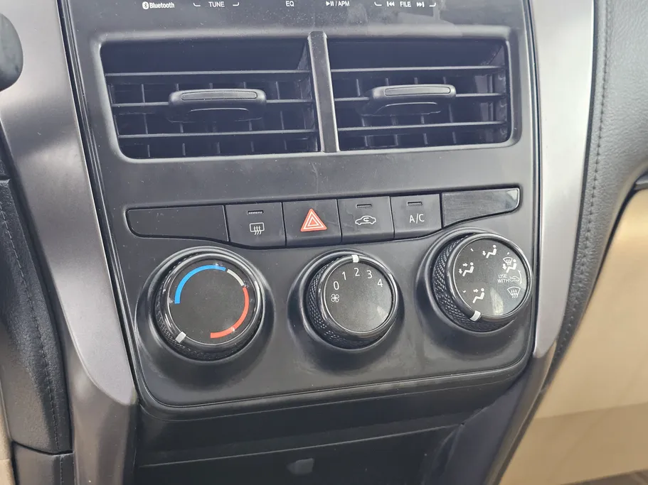 2021 Toyota Yaris  Y 
