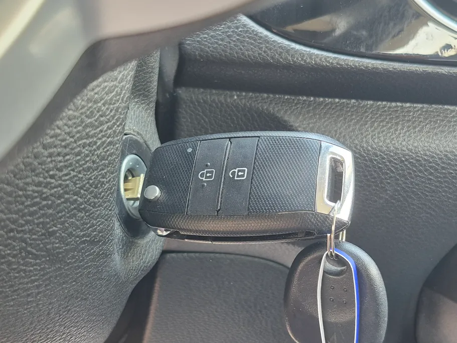 2024 Kia Pegas LX 
