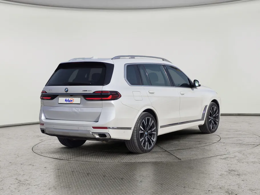 بي ام دبليو الفئة اكس 7 xDrive 40i	 2023 