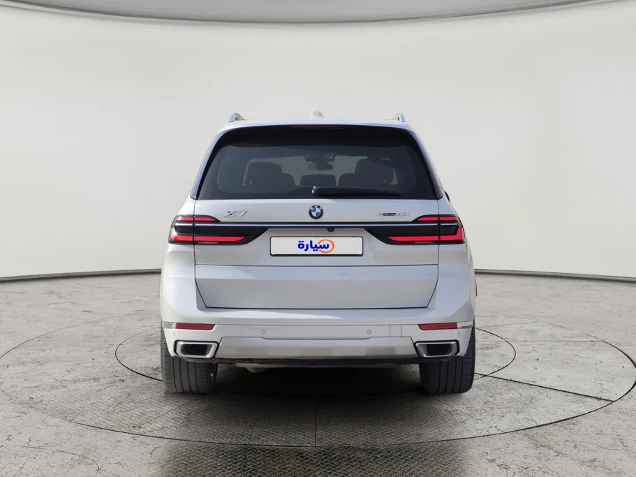 بي ام دبليو الفئة اكس 7 xDrive 40i	 2023 