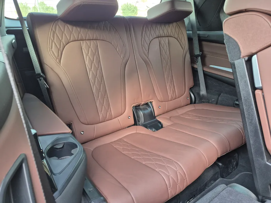 بي ام دبليو الفئة اكس 7 xDrive 40i	 2023 