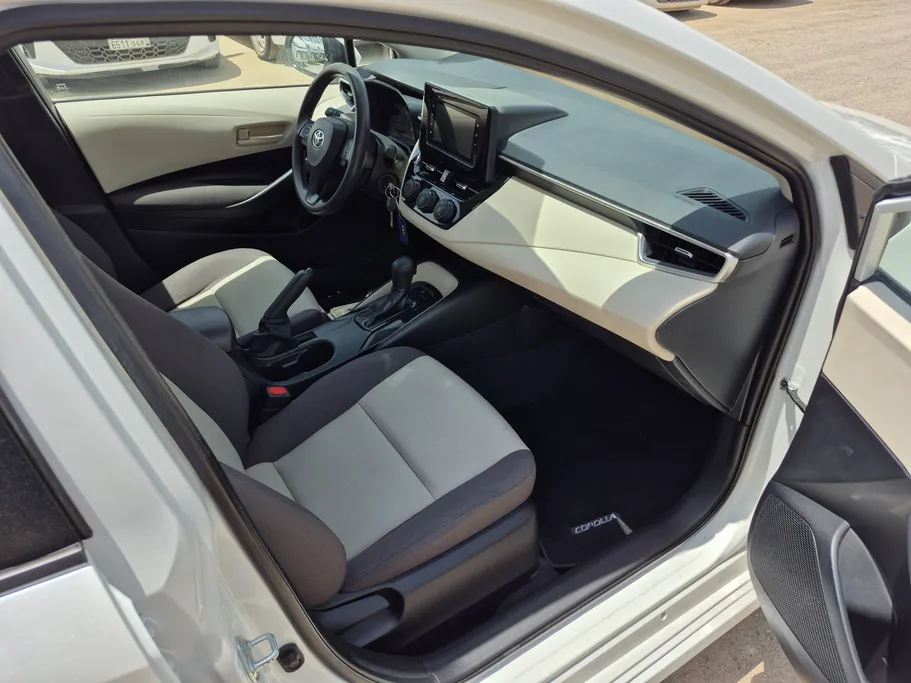 2024 Toyota Corolla XLI 