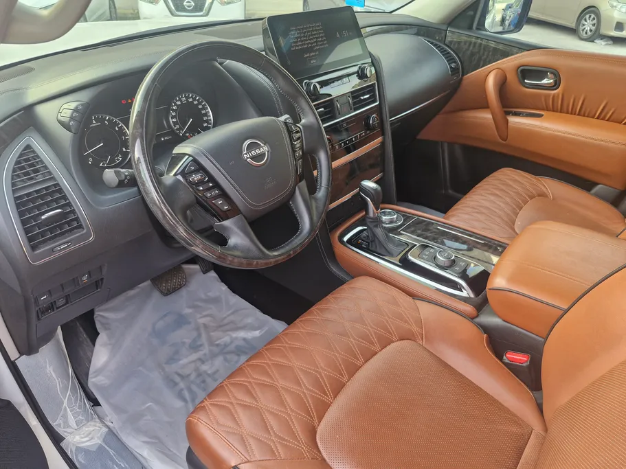 2023 Nissan Patrol Platinum 