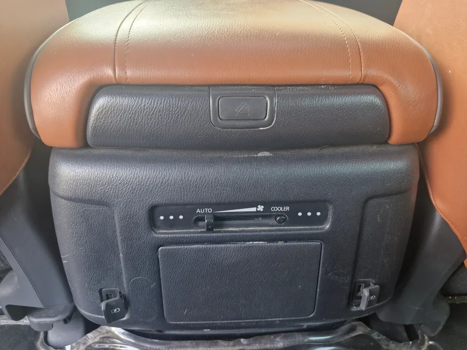2023 Nissan Patrol Platinum 