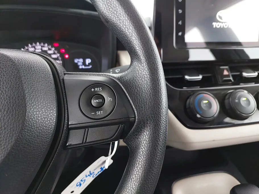 2024 تويوتا Corolla XLI 