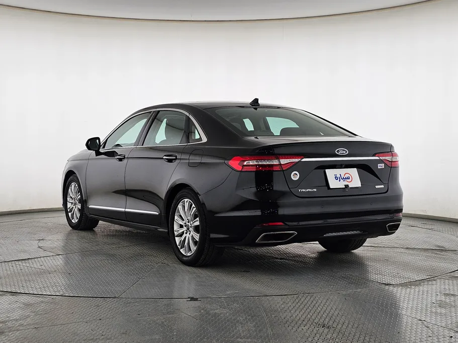 2022 Ford Taurus Trend 