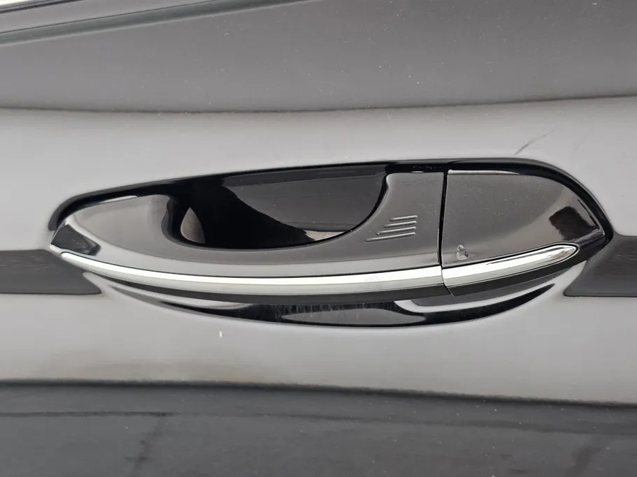 2022 Ford Taurus Trend 
