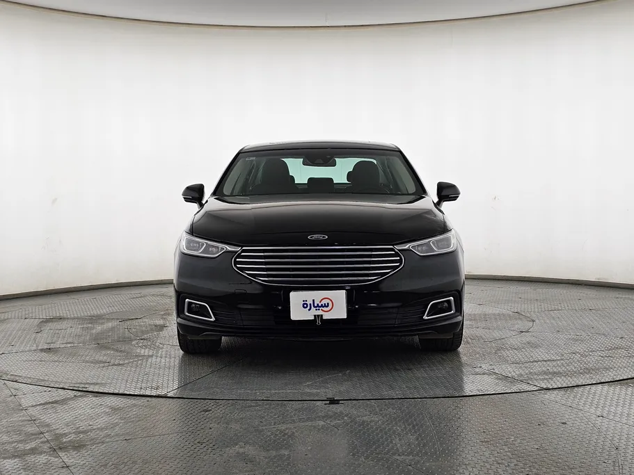 2022 Ford Taurus Trend 