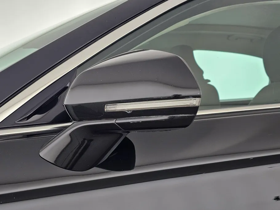 2022 Ford Taurus Trend 