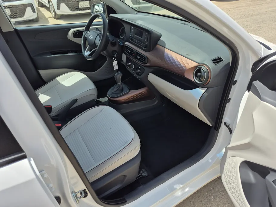 2024 Hyundai Grand i10 Fleet 