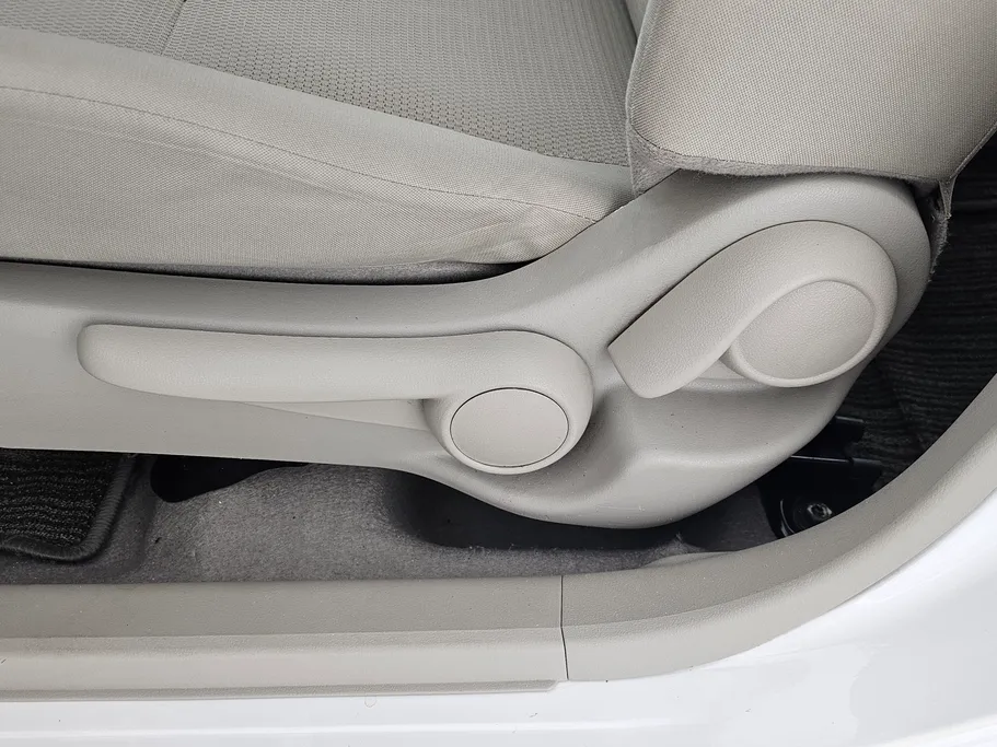 2023 Nissan Sunny SV Comfort 