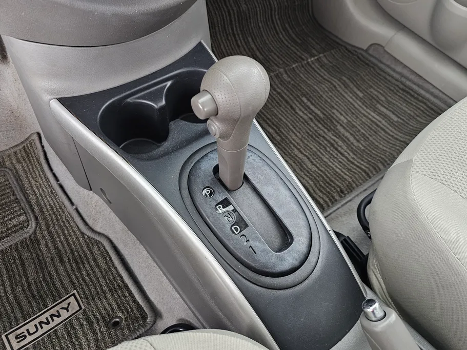 2023 Nissan Sunny SV Comfort 