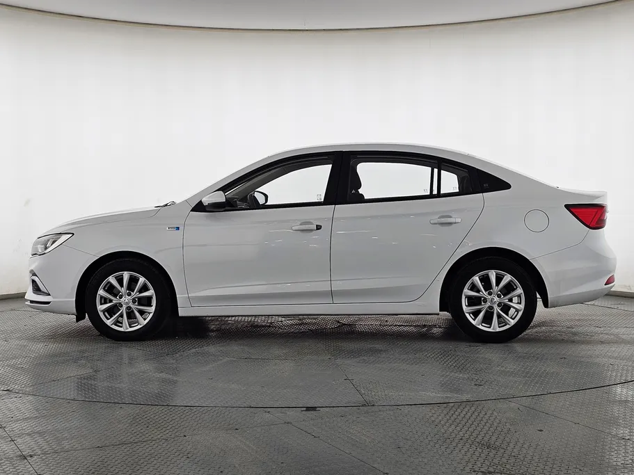 2023 MG 5 STD 