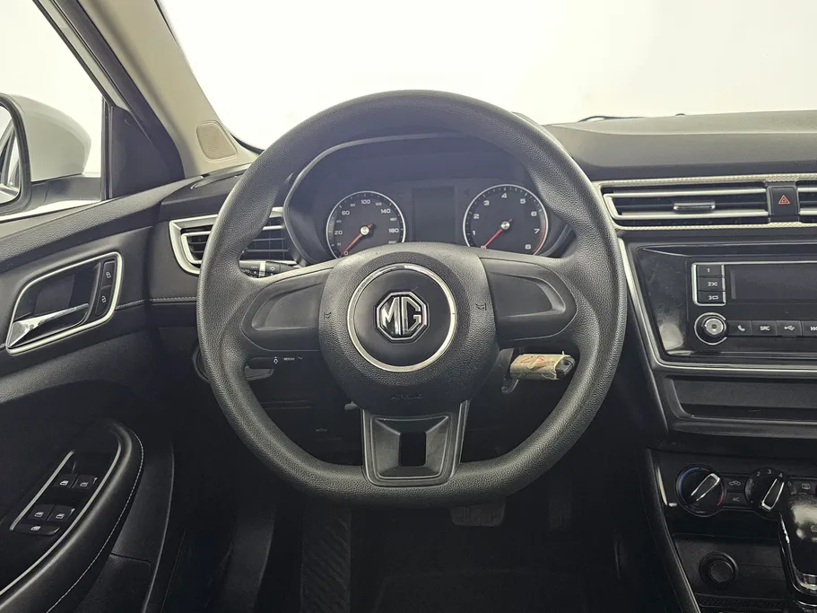 2023 MG 5 STD 