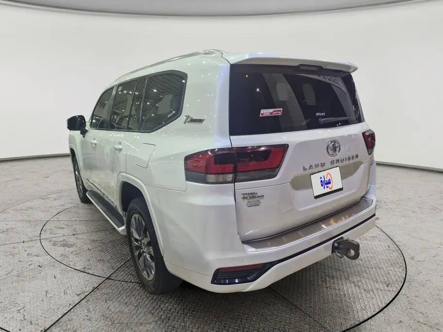 تويوتا لاندكروزر GXR3 2022 
