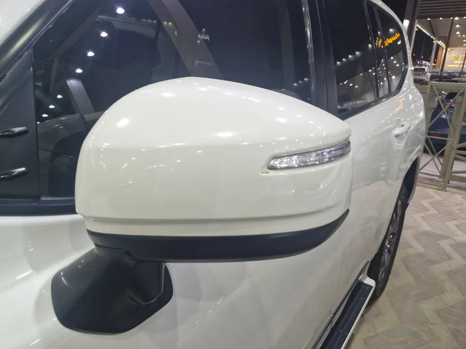2022 Toyota Land Cruiser GXR3 