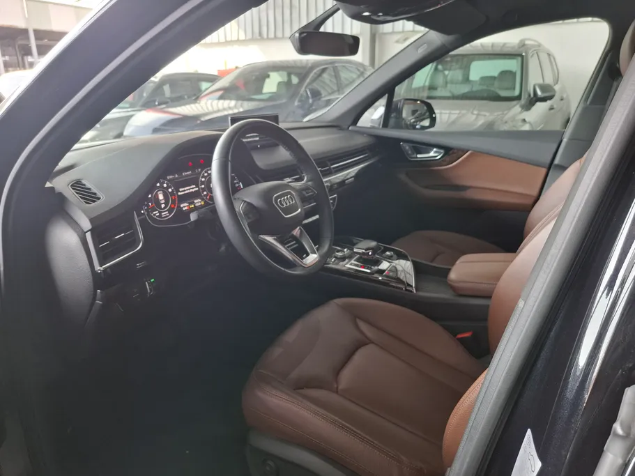 2019 Audi Q7  