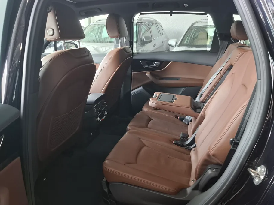 2019 Audi Q7  