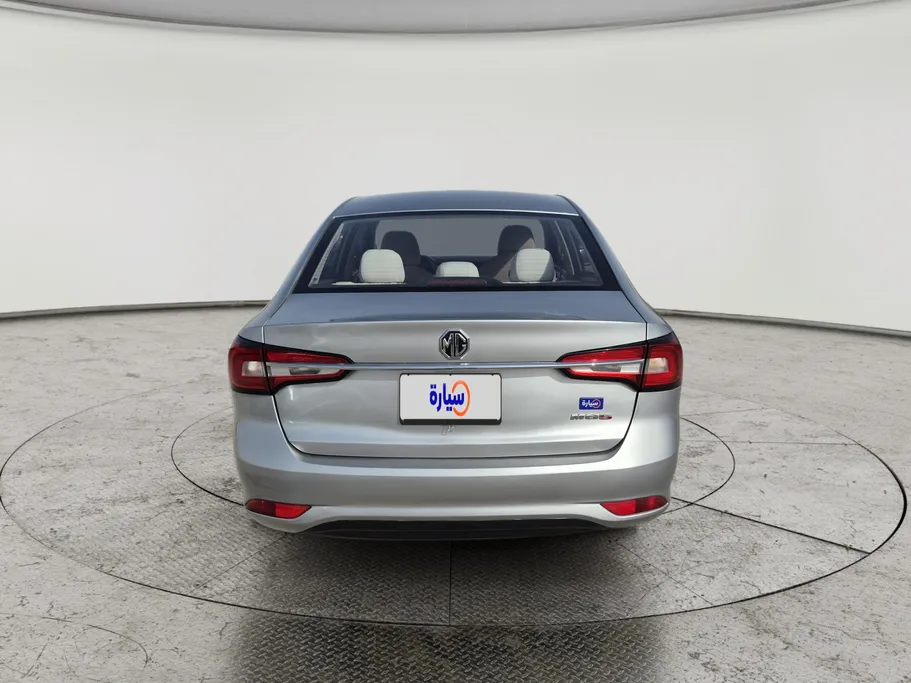 2023 MG 5 STD 