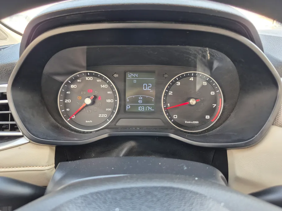 2023 MG 5 STD 