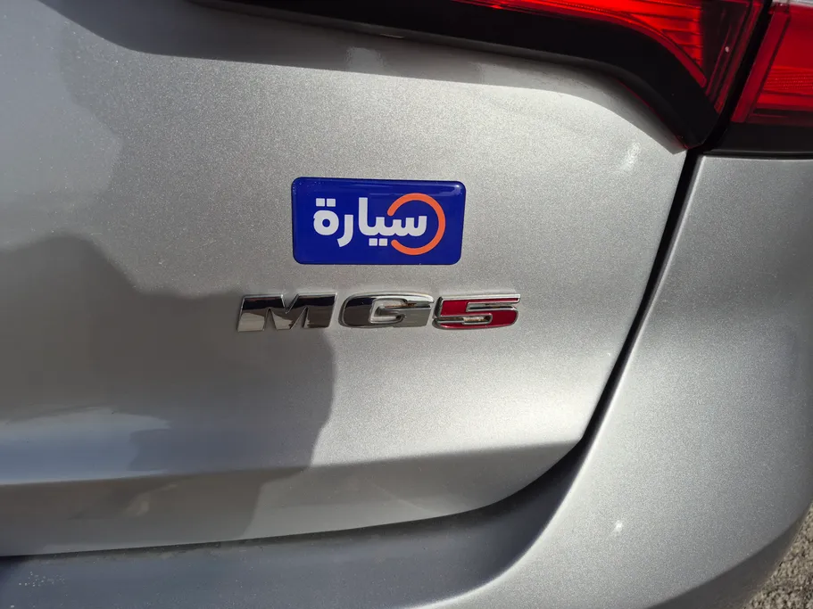 2023 MG 5 STD 