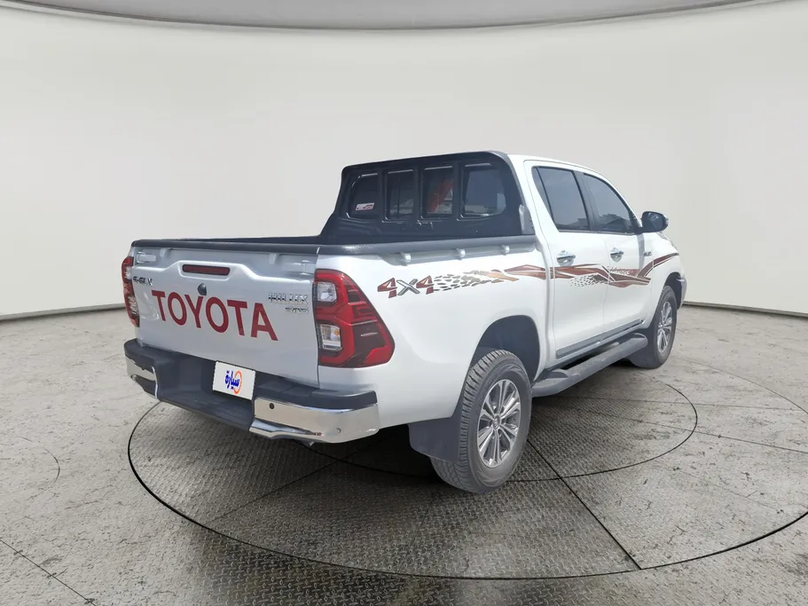 2026 Toyota Hilux SGLX 