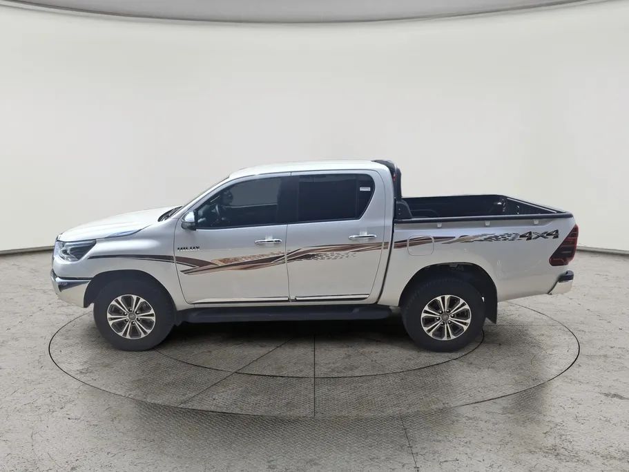2026 Toyota Hilux SGLX 