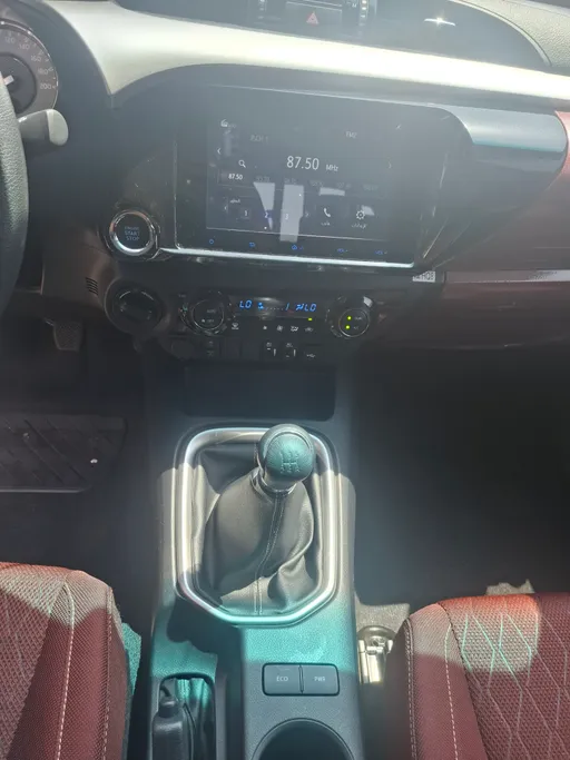 2026 Toyota Hilux SGLX 