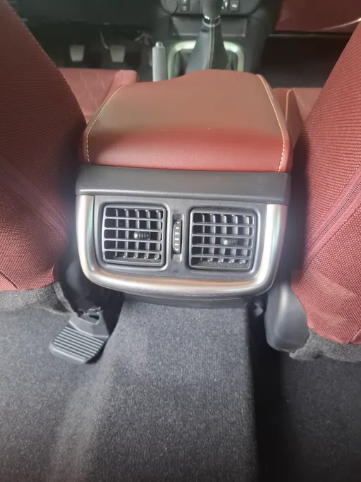 2026 Toyota Hilux SGLX 
