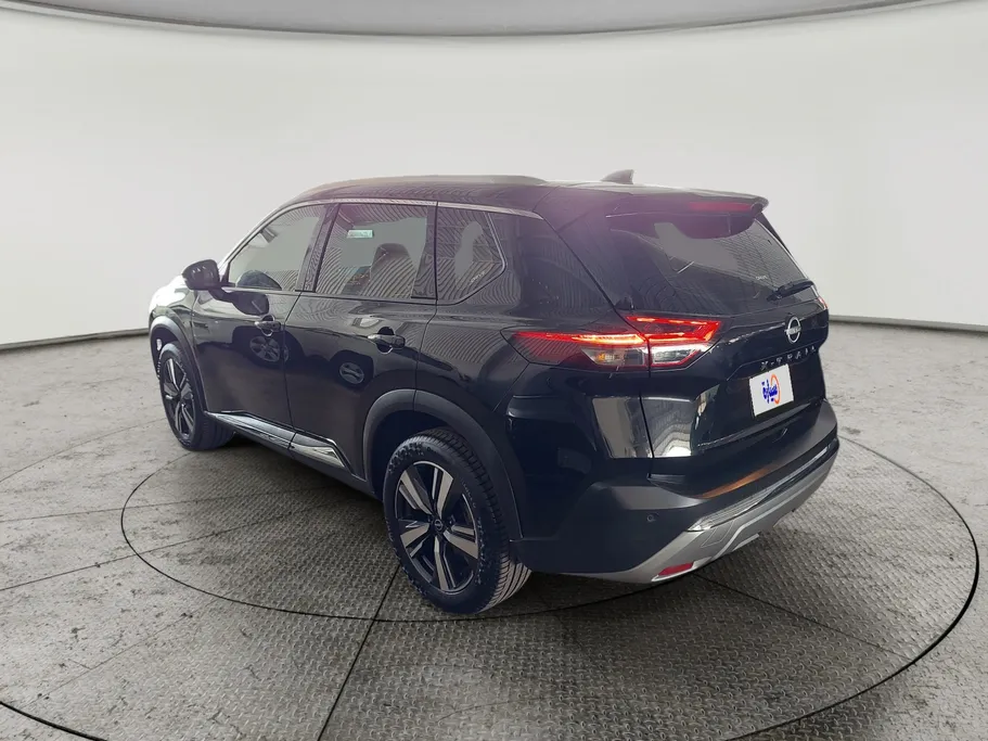 2023 Nissan Xtrail SV 