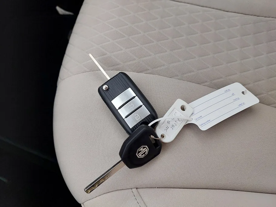 2021 MG 5 STD 