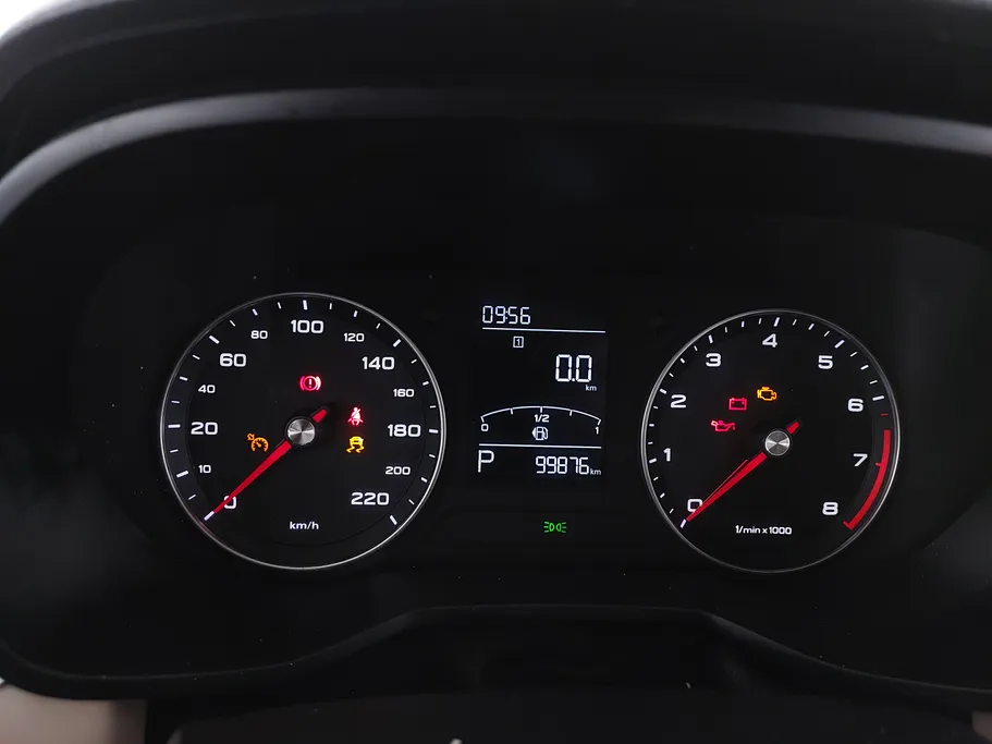 2021 MG 5 STD 