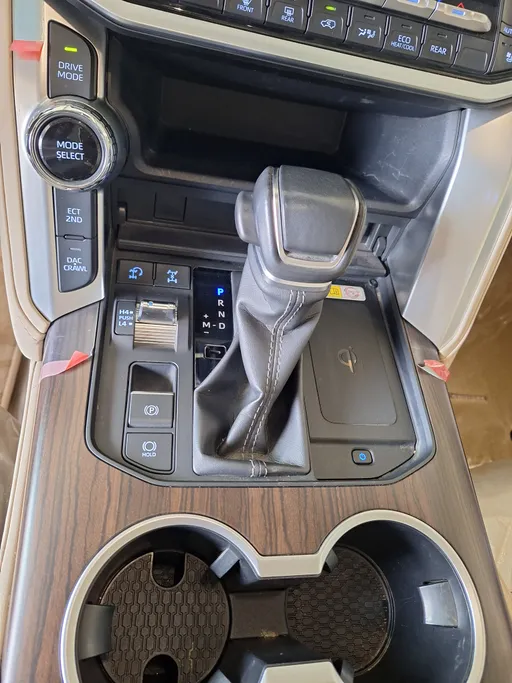 تويوتا لاندكروزر GXR 2023 