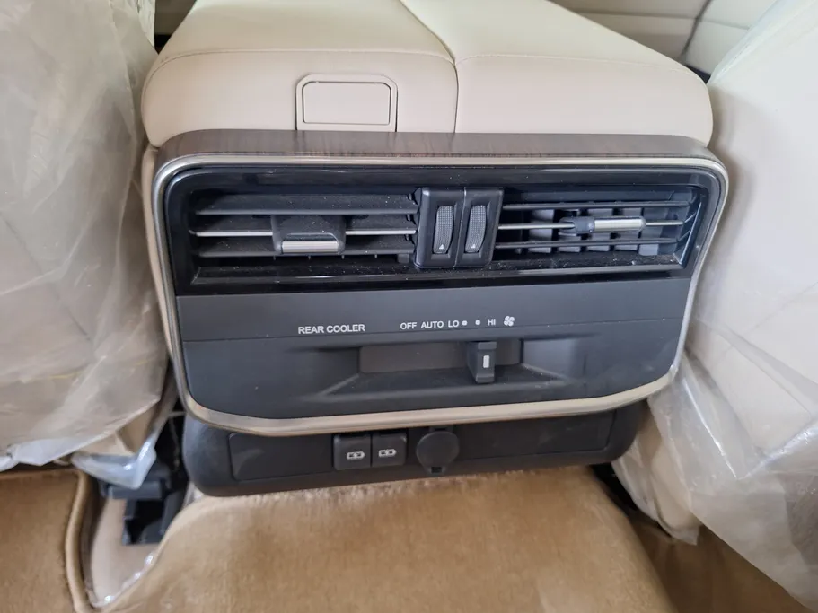 تويوتا لاندكروزر GXR 2023 