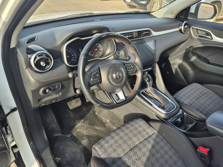2023 MG ZS STD 