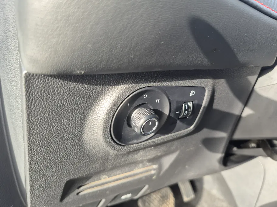 2023 MG ZS STD 